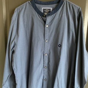 NWOT- Abercrombie mens banded collar shirt